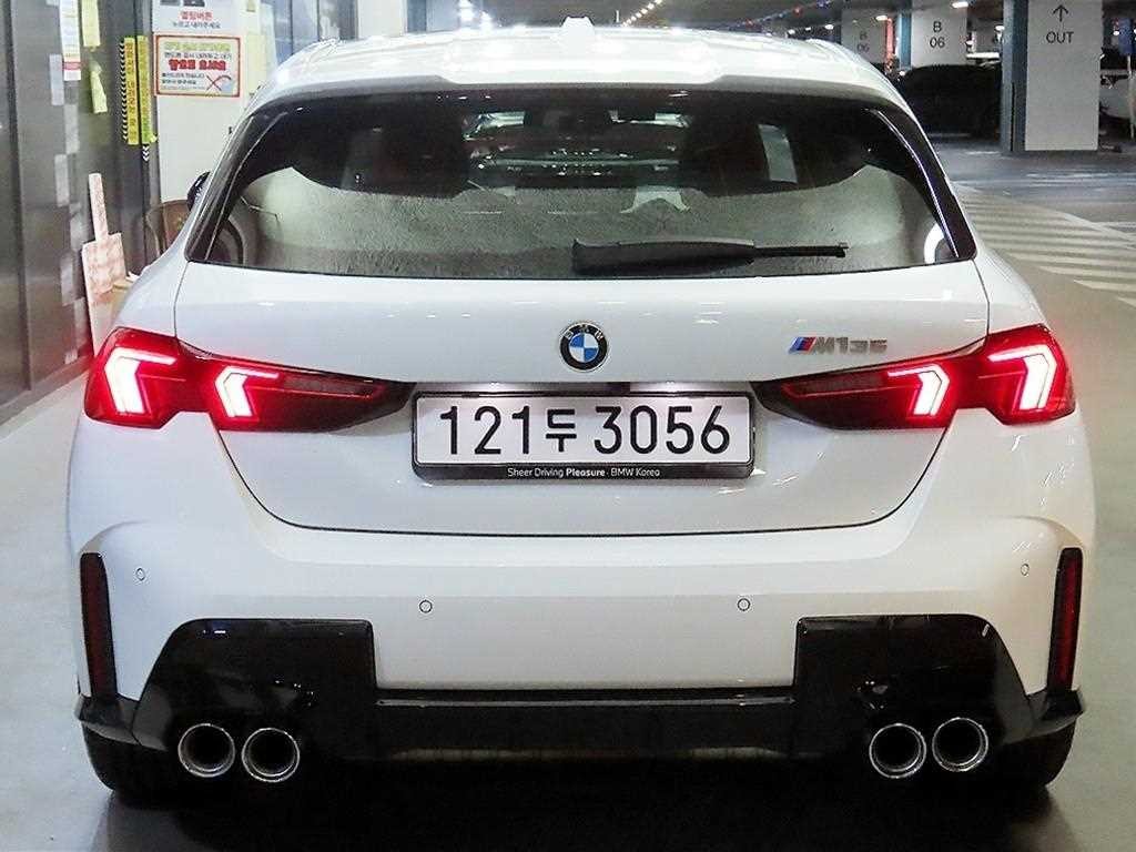 BMW 1시리즈 1시리즈 (F52) M135 xDrive 이미지 5
