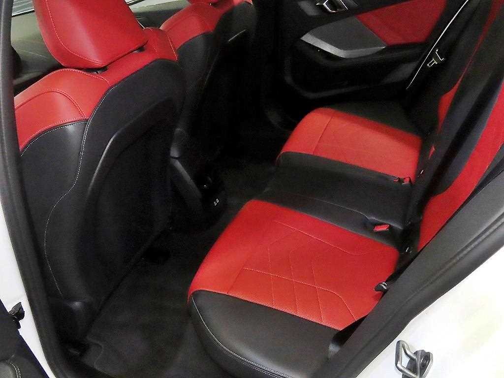 BMW 1시리즈 1시리즈 (F52) M135 xDrive 이미지 7