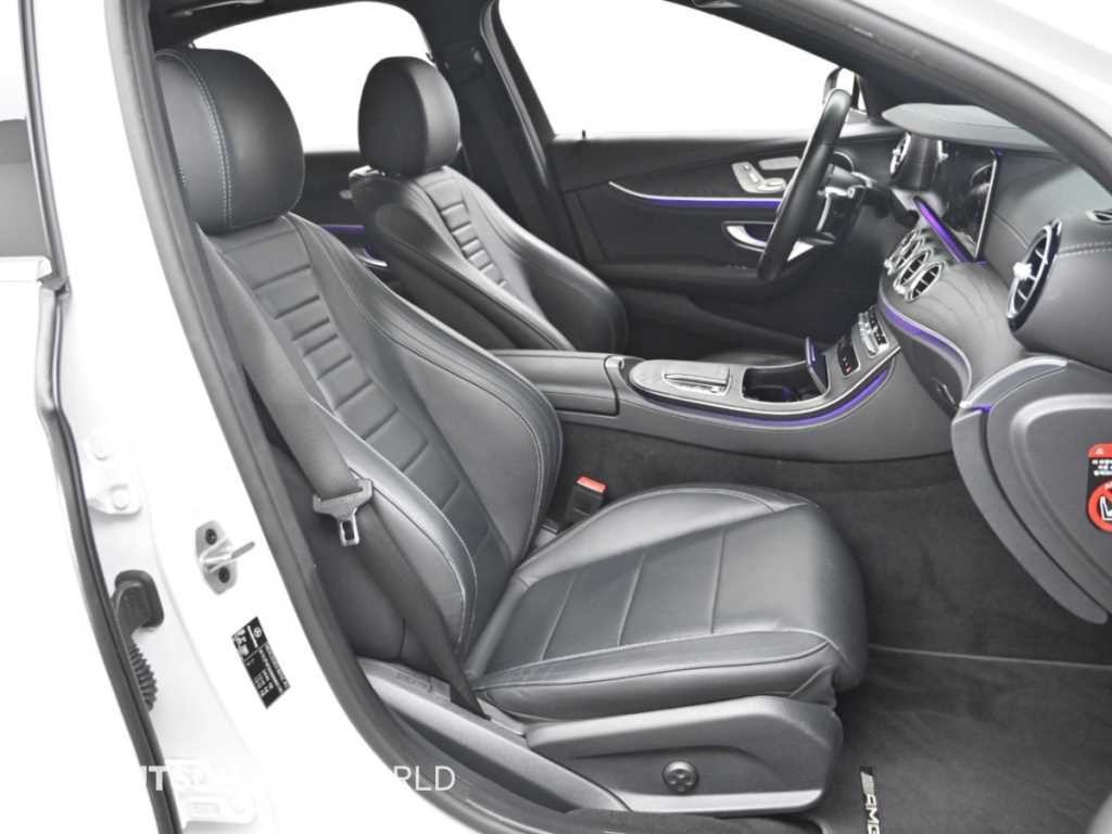 벤츠 E 클래스 E-클래스 W213 E220d 4MATIC AMG라인 이미지 10