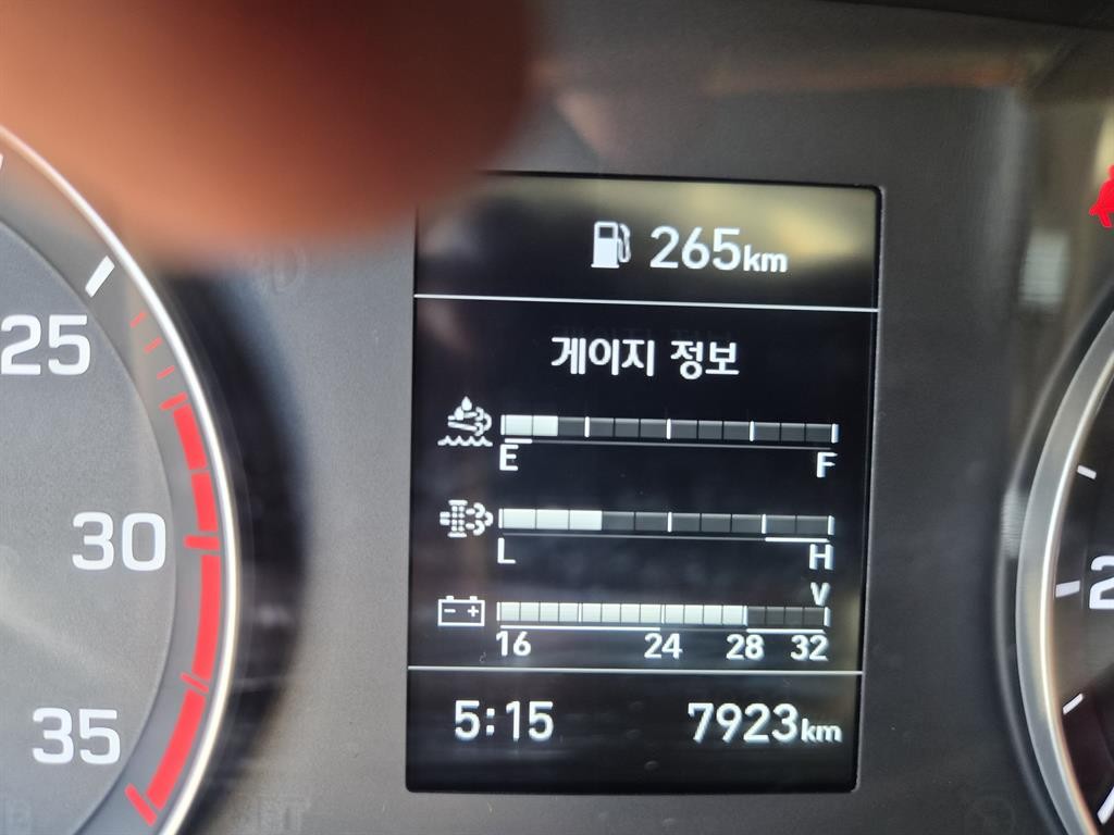 중대형화물 고소 집게차 5톤이하 이미지 17