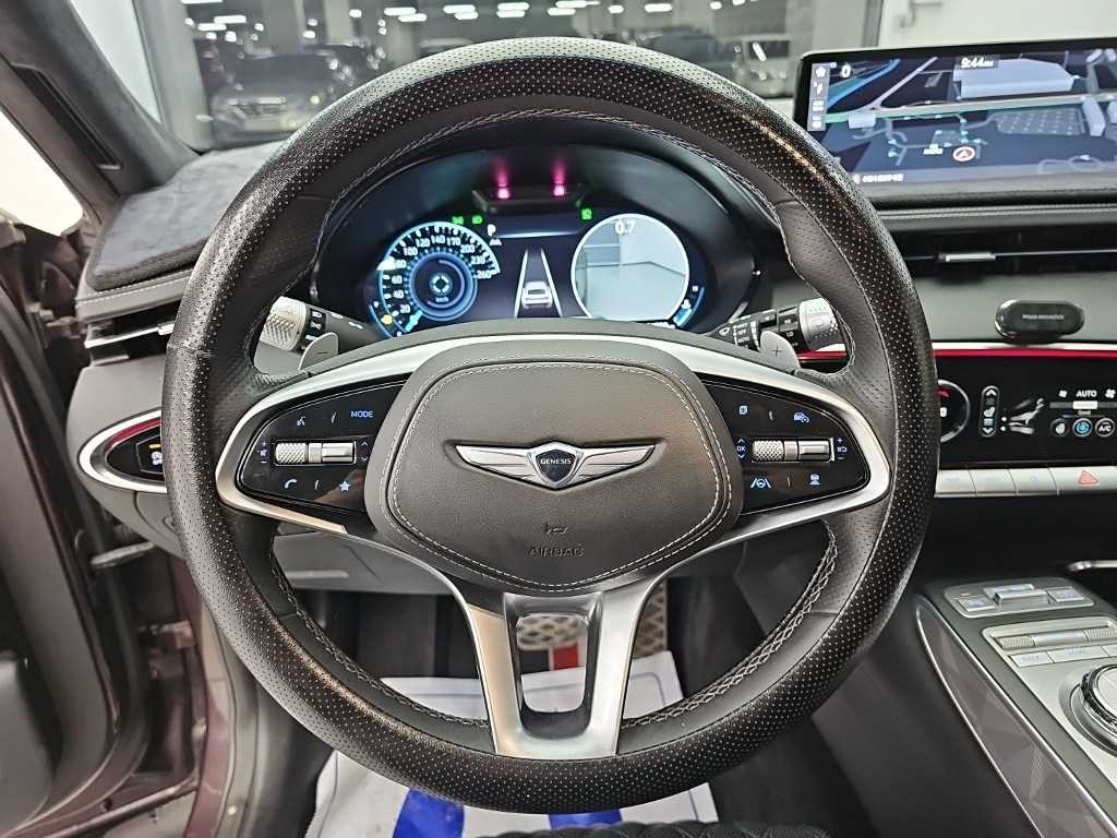 제네시스 GV70 2.2 디젤 2WD 이미지 9