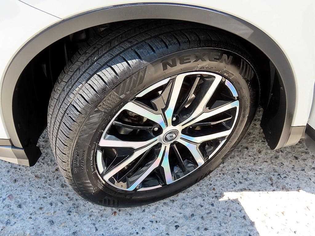 르노코리아(삼성) QM6 더뉴QM6 2.0 LPe RE 시그니처 2WD 이미지 20