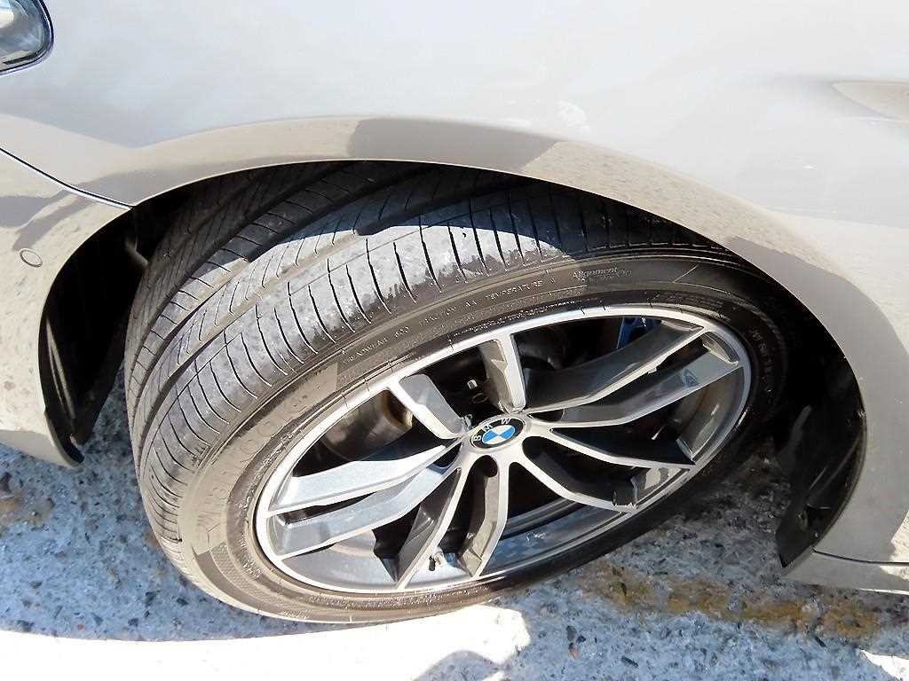 BMW 5시리즈 5시리즈 (G30) 520i M 스포츠 이미지 20