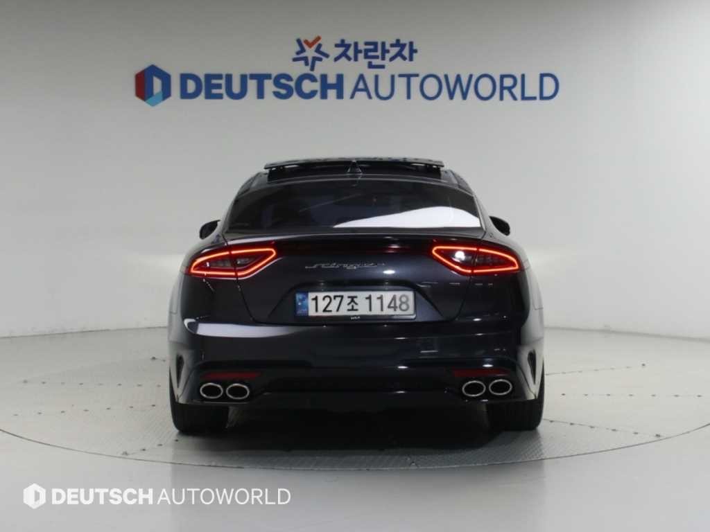 기아 스팅어 가솔린 2.0 터보 2WD 플래티넘 이미지 4