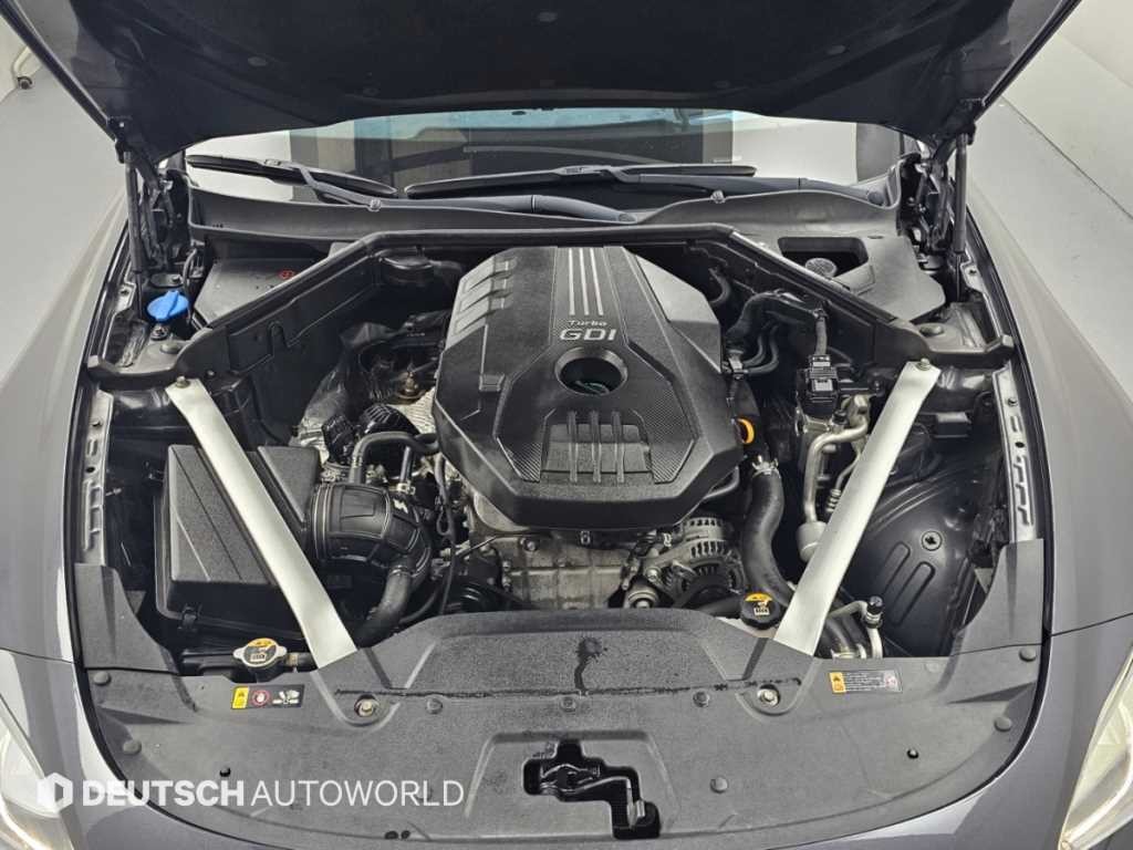 기아 스팅어 가솔린 2.0 터보 2WD 플래티넘 이미지 7
