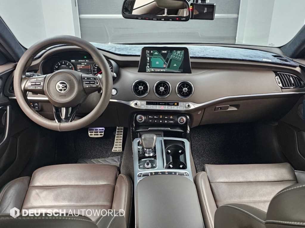 기아 스팅어 가솔린 2.0 터보 2WD 플래티넘 이미지 8