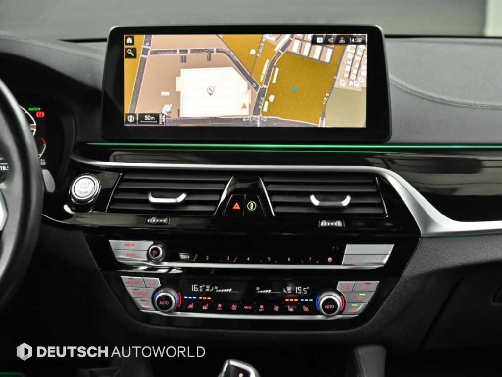 BMW 5시리즈 5시리즈 (G30) 523d xDrive M 스포츠 이미지 14