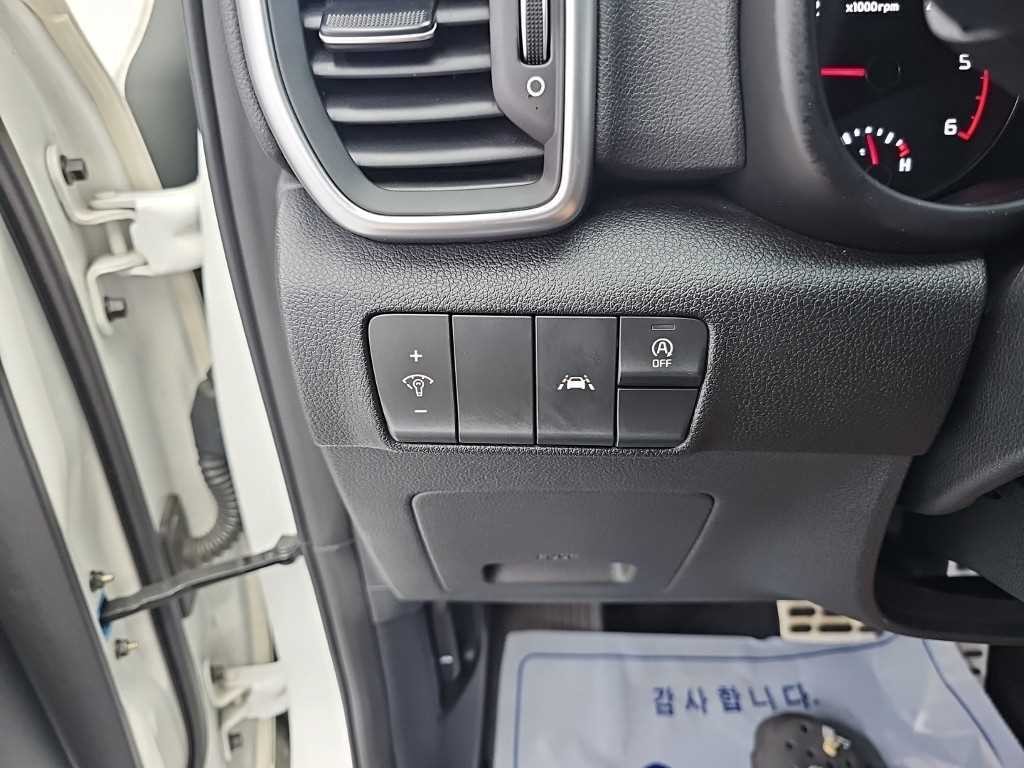 기아 스포티지 스포티지 더 볼드 1.6 디젤 4WD 트렌디 이미지 15