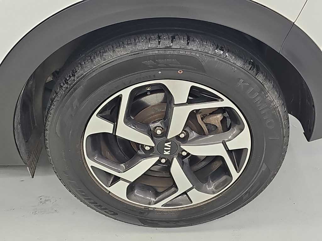 기아 스포티지 스포티지 더 볼드 1.6 디젤 4WD 트렌디 이미지 19