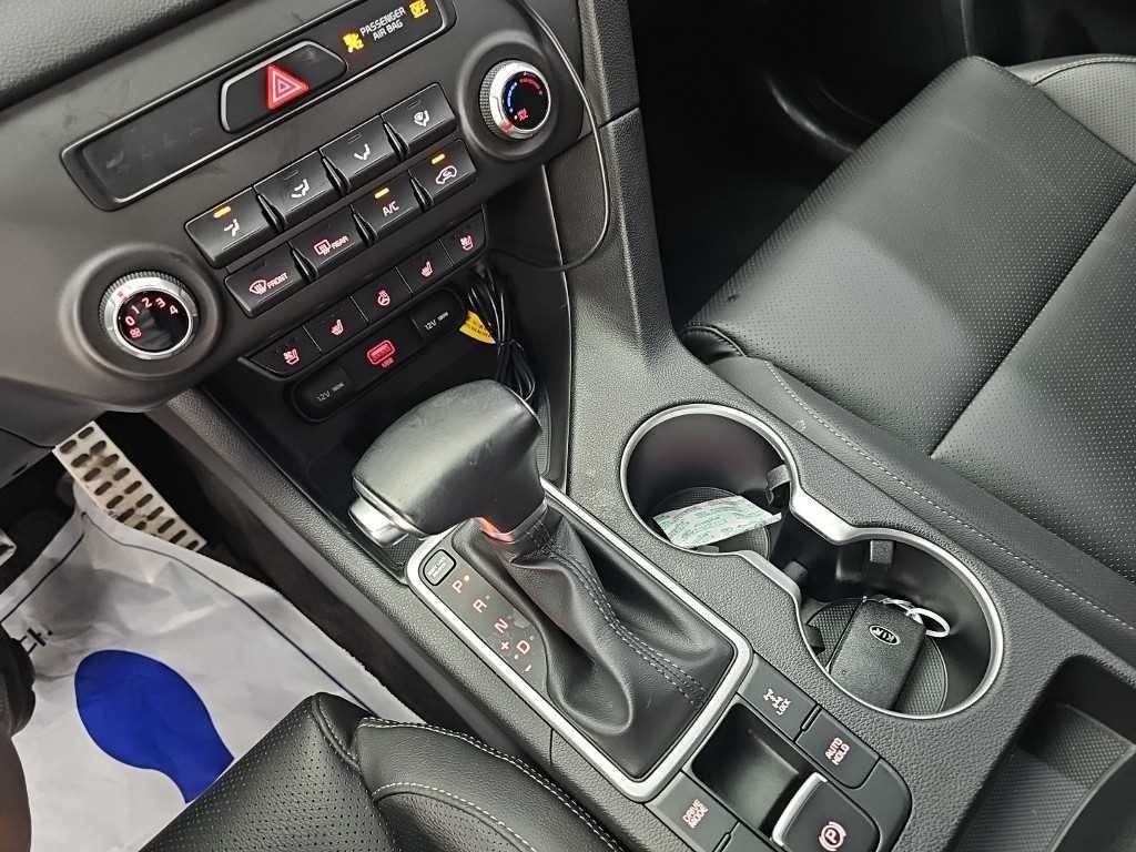 기아 스포티지 스포티지 더 볼드 1.6 디젤 4WD 트렌디 이미지 8