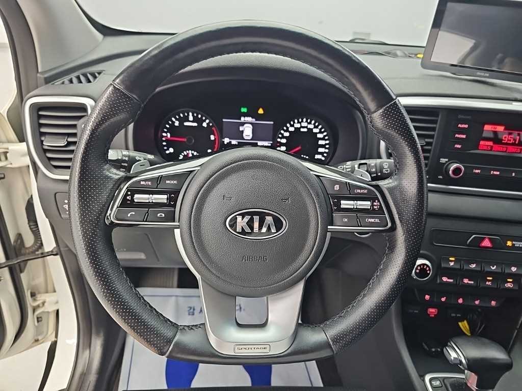 기아 스포티지 스포티지 더 볼드 1.6 디젤 4WD 트렌디 이미지 9