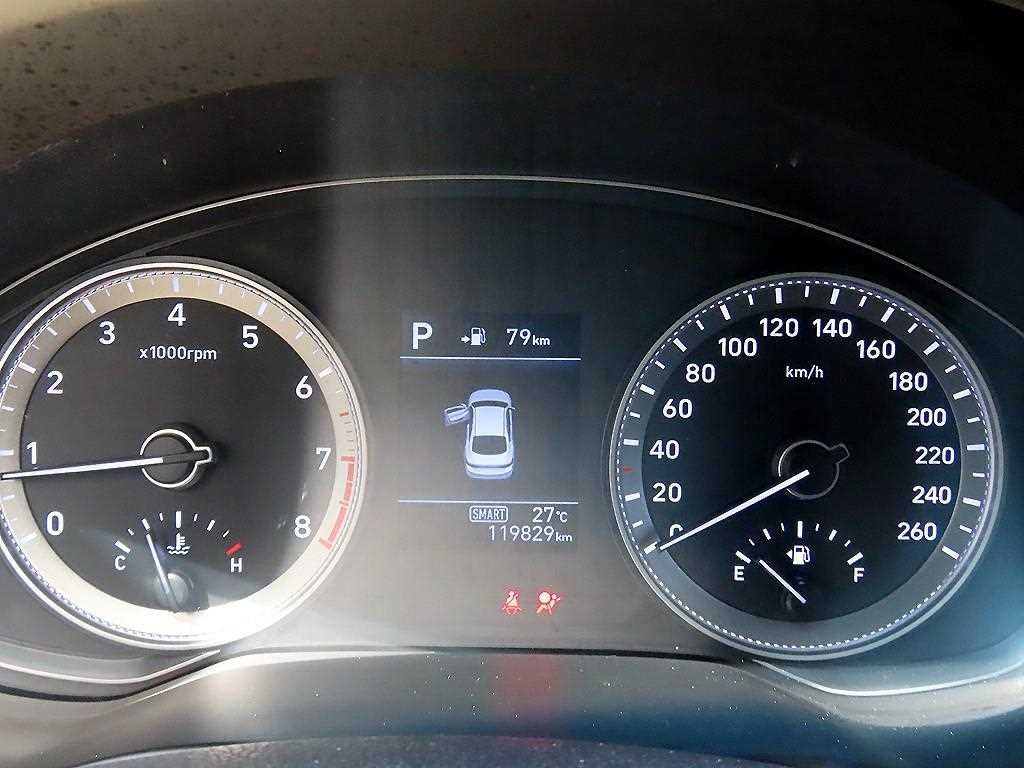 현대 그랜저 그랜저 IG 2.4 GDI 프리미엄 기본형 이미지 9