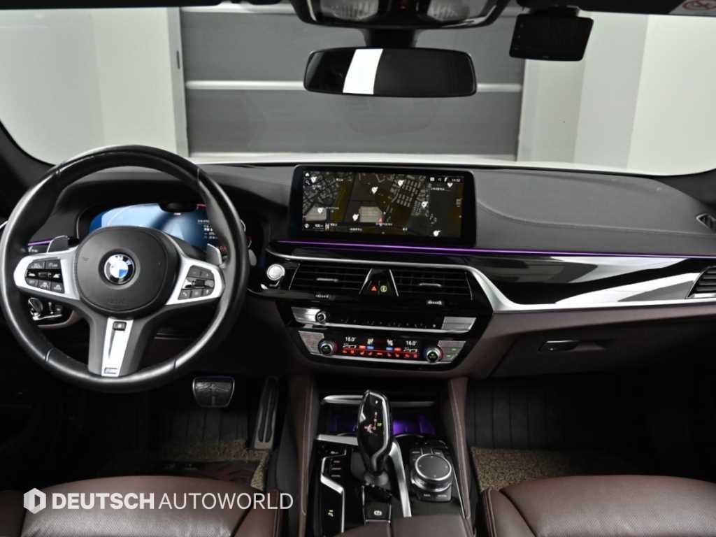 BMW 5시리즈 5시리즈 (G30) 530i M 스포츠 이미지 7