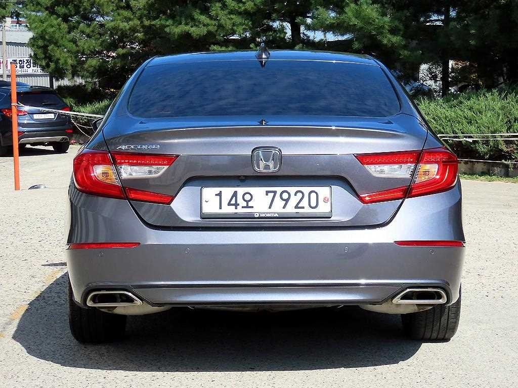 혼다 어코드 어코드(10세대) 1.5 터보 이미지 4