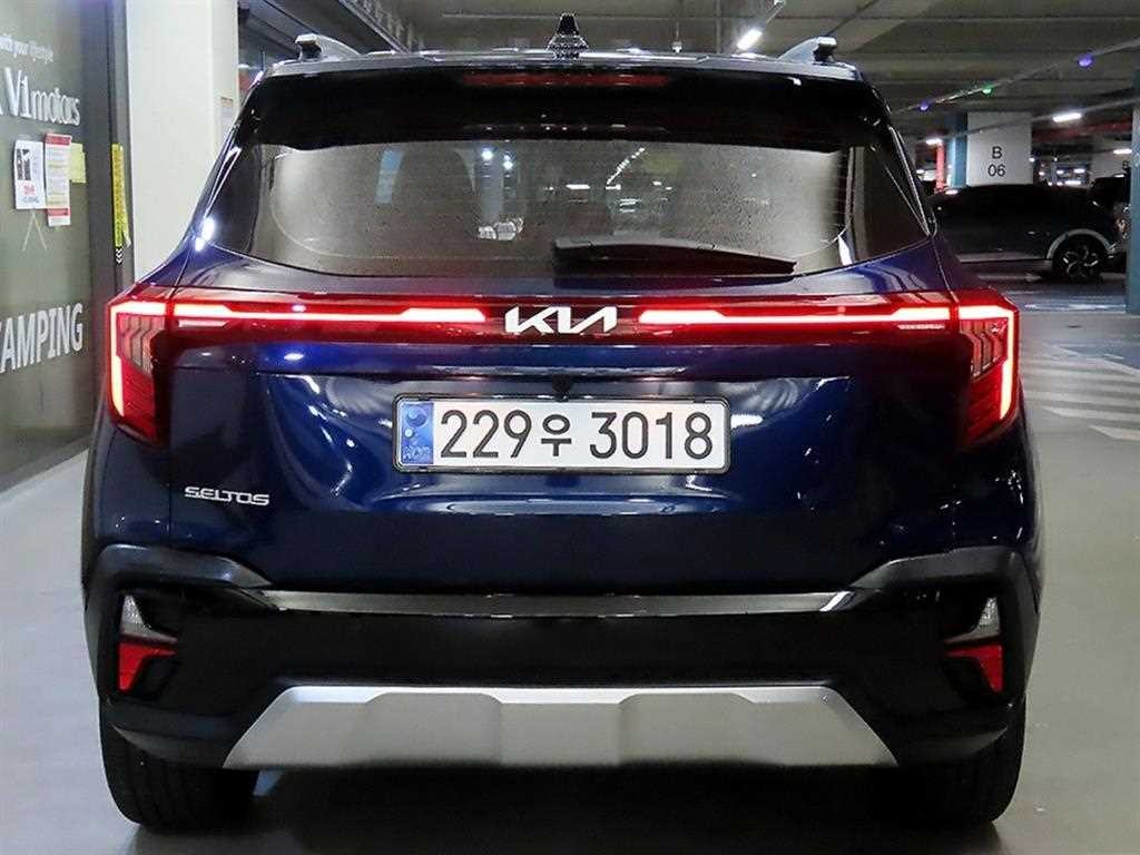 기아 셀토스 더 뉴 셀토스 가솔린 2.0 2WD 시그니처 이미지 5