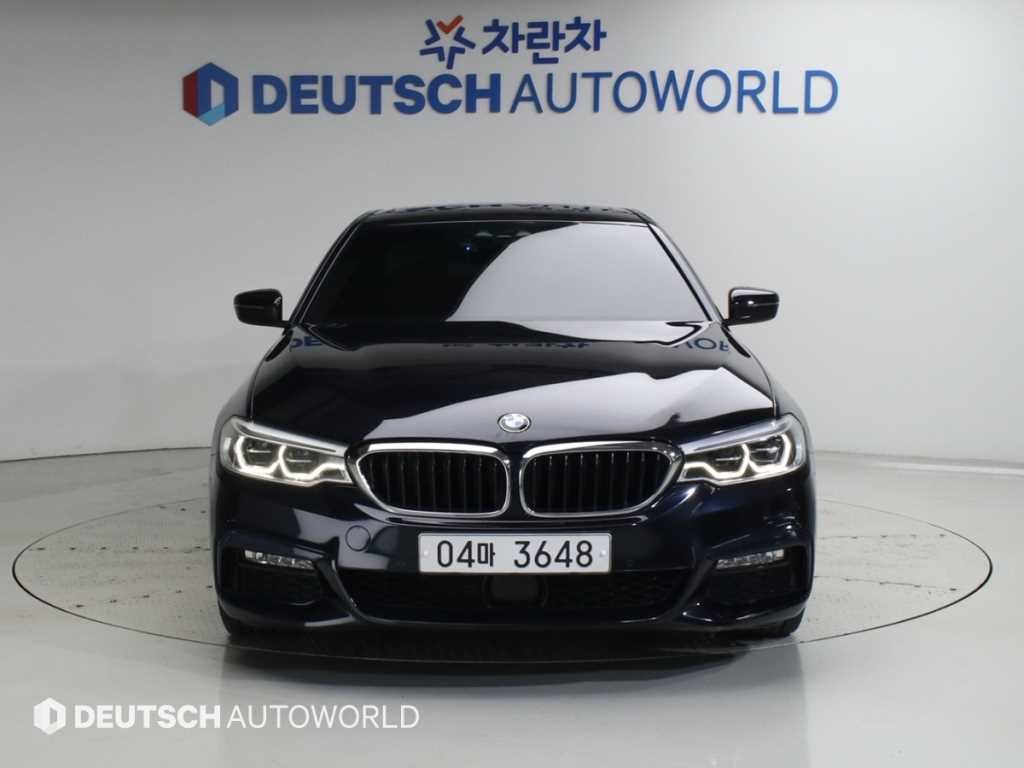 BMW 5시리즈 5시리즈 (G30) 520d M 스포츠 이미지 3