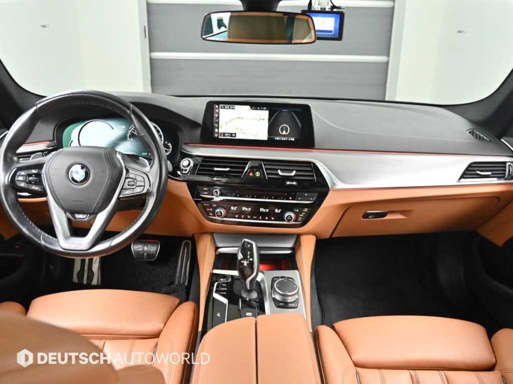 BMW 5시리즈 5시리즈 (G30) 520d M 스포츠 이미지 7
