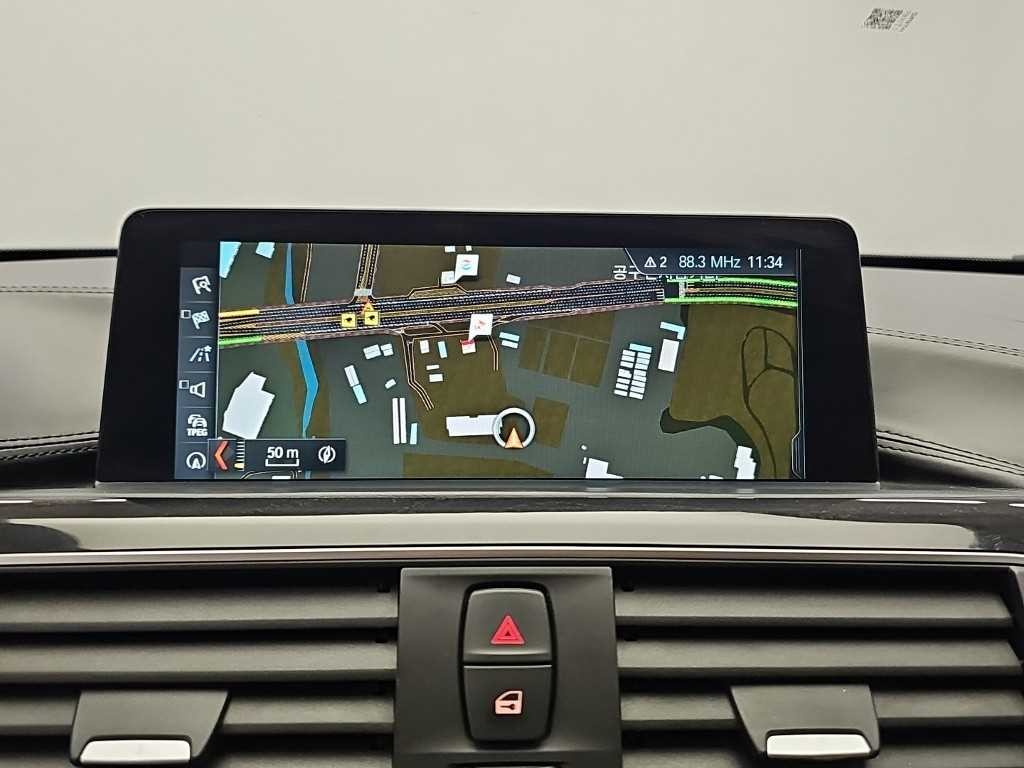 BMW 4시리즈 4시리즈 (F32) 420i 그란쿠페 럭셔리 이미지 15