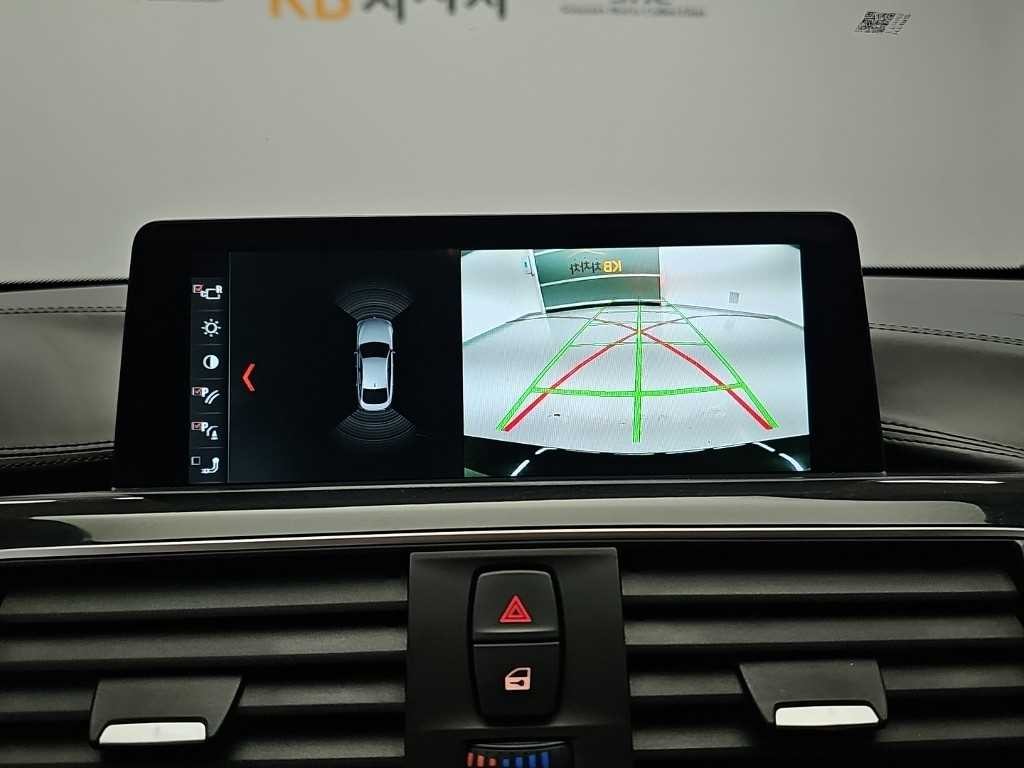 BMW 4시리즈 4시리즈 (F32) 420i 그란쿠페 럭셔리 이미지 16