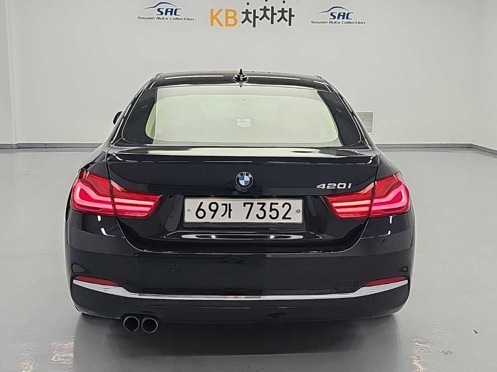 BMW 4시리즈 4시리즈 (F32) 420i 그란쿠페 럭셔리 이미지 3