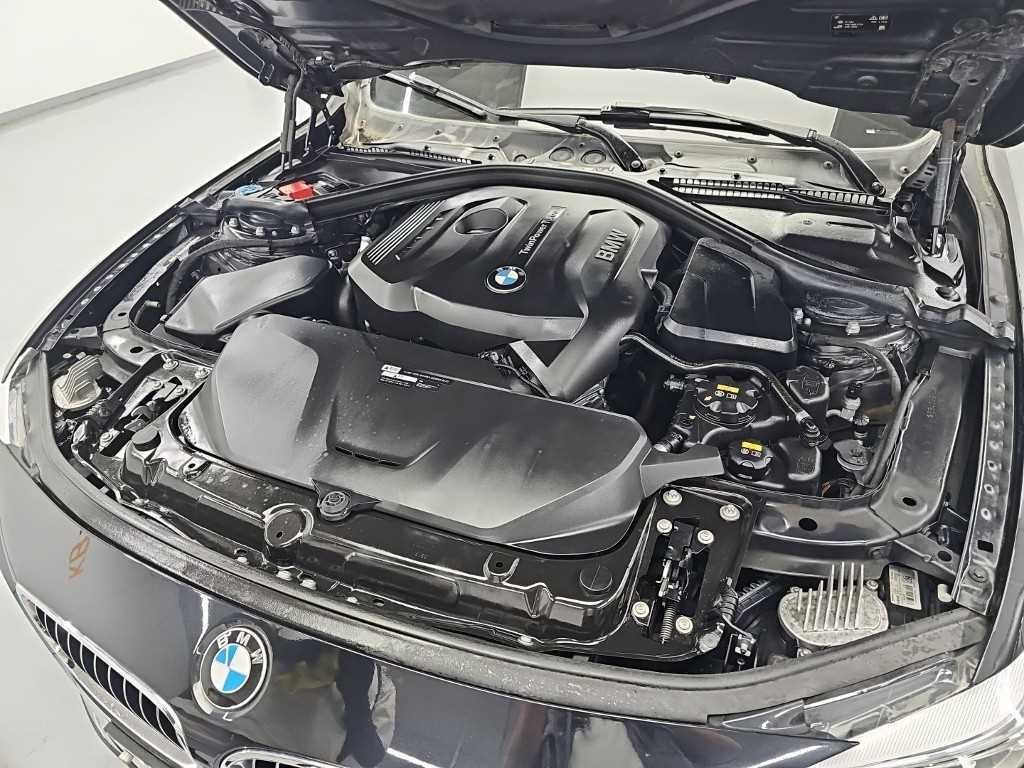 BMW 4시리즈 4시리즈 (F32) 420i 그란쿠페 럭셔리 이미지 5