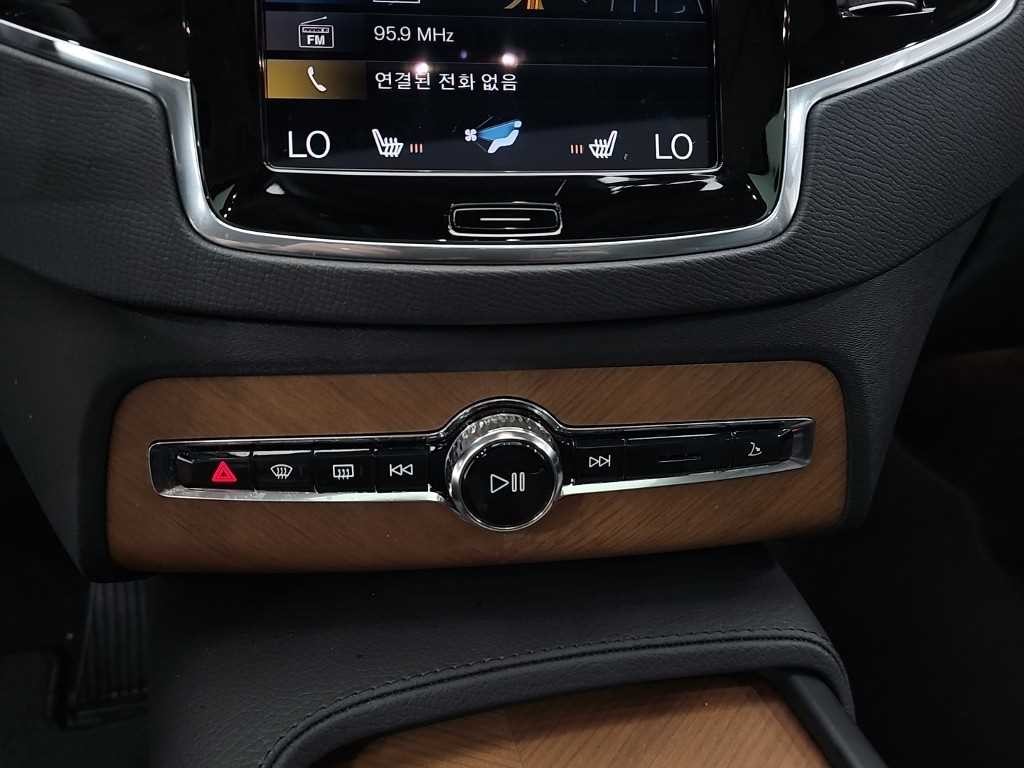 볼보 XC90 XC90 2세대 2.0 B5 AWD 이미지 10