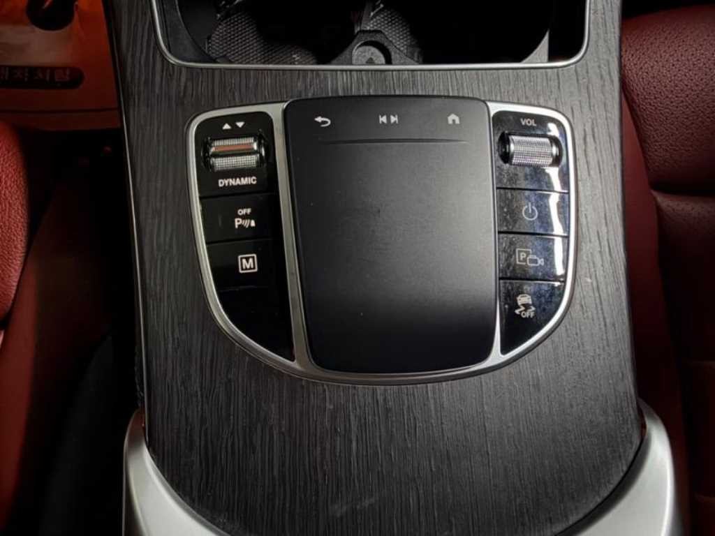 벤츠 GLC 클래스 GLC클래스 X253 GLC 300 e 4MATIC 쿠페 이미지 12