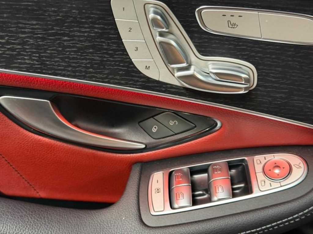벤츠 GLC 클래스 GLC클래스 X253 GLC 300 e 4MATIC 쿠페 이미지 14