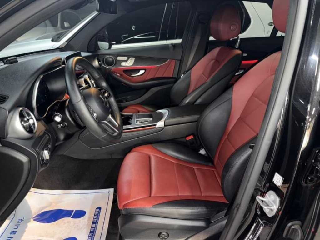 벤츠 GLC 클래스 GLC클래스 X253 GLC 300 e 4MATIC 쿠페 이미지 6