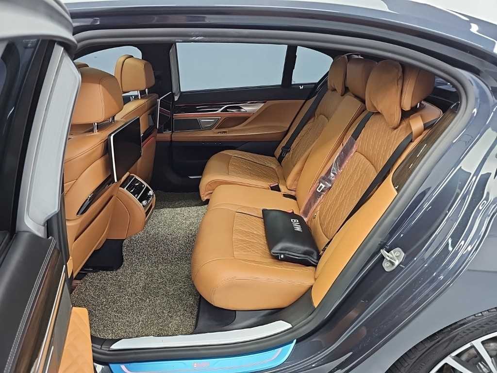 BMW 7시리즈 7시리즈 (G11) 730Ld xDrive 디자인 퓨어 엑설런스 이미지 12