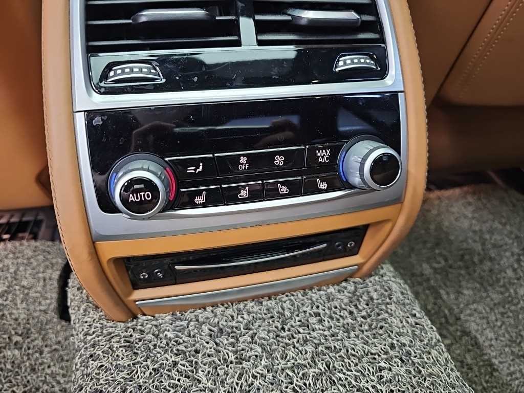 BMW 7시리즈 7시리즈 (G11) 730Ld xDrive 디자인 퓨어 엑설런스 이미지 15