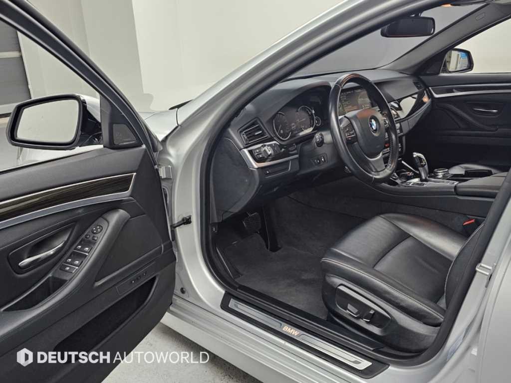 BMW 5시리즈 5시리즈 (F10) 520d 럭셔리 이미지 11