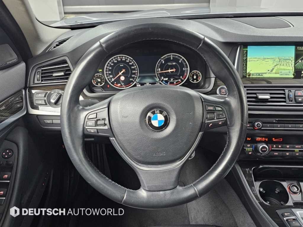 BMW 5시리즈 5시리즈 (F10) 520d 럭셔리 이미지 13