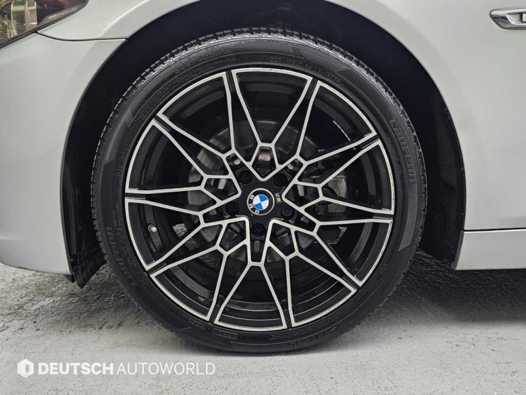 BMW 5시리즈 5시리즈 (F10) 520d 럭셔리 이미지 5