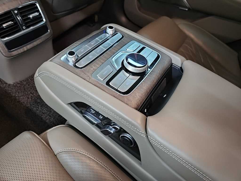 기아 K9 더 뉴 K9 2세대 3.3 T-GDI AWD 베스트 셀렉션 Ⅱ 이미지 14