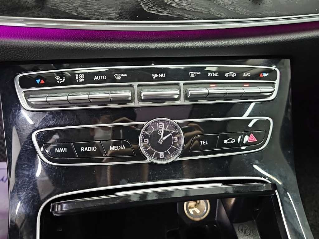 벤츠 E 클래스 E-클래스 W213 E220d 익스클루시브 이미지 10