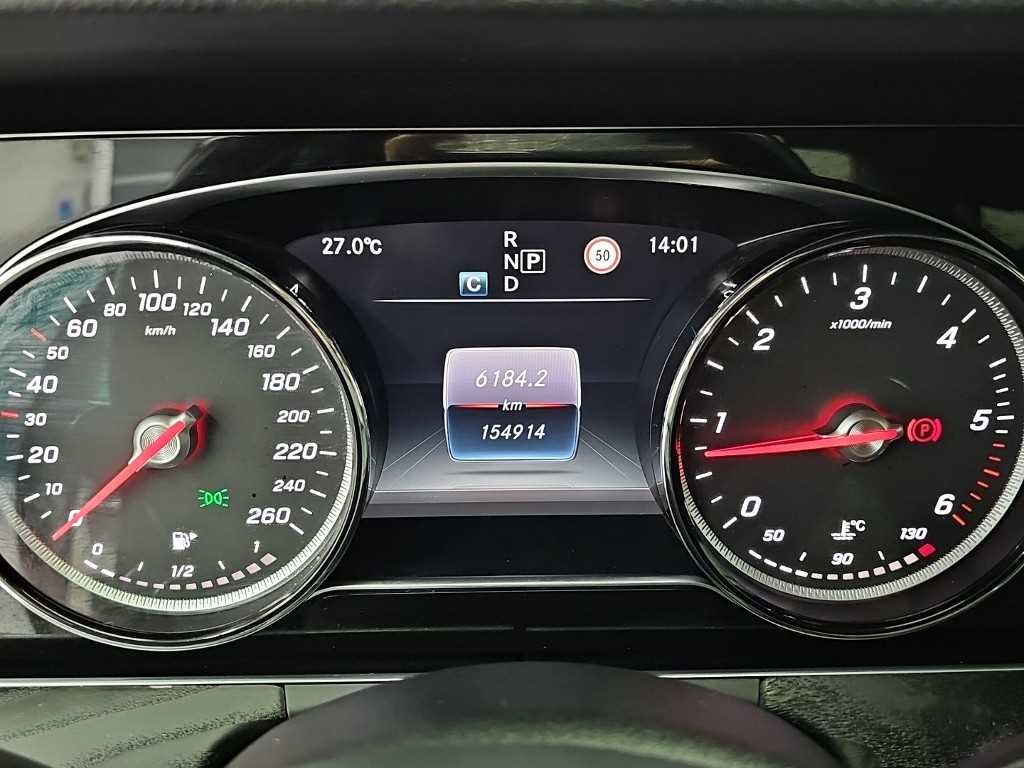 벤츠 E 클래스 E-클래스 W213 E220d 익스클루시브 이미지 6