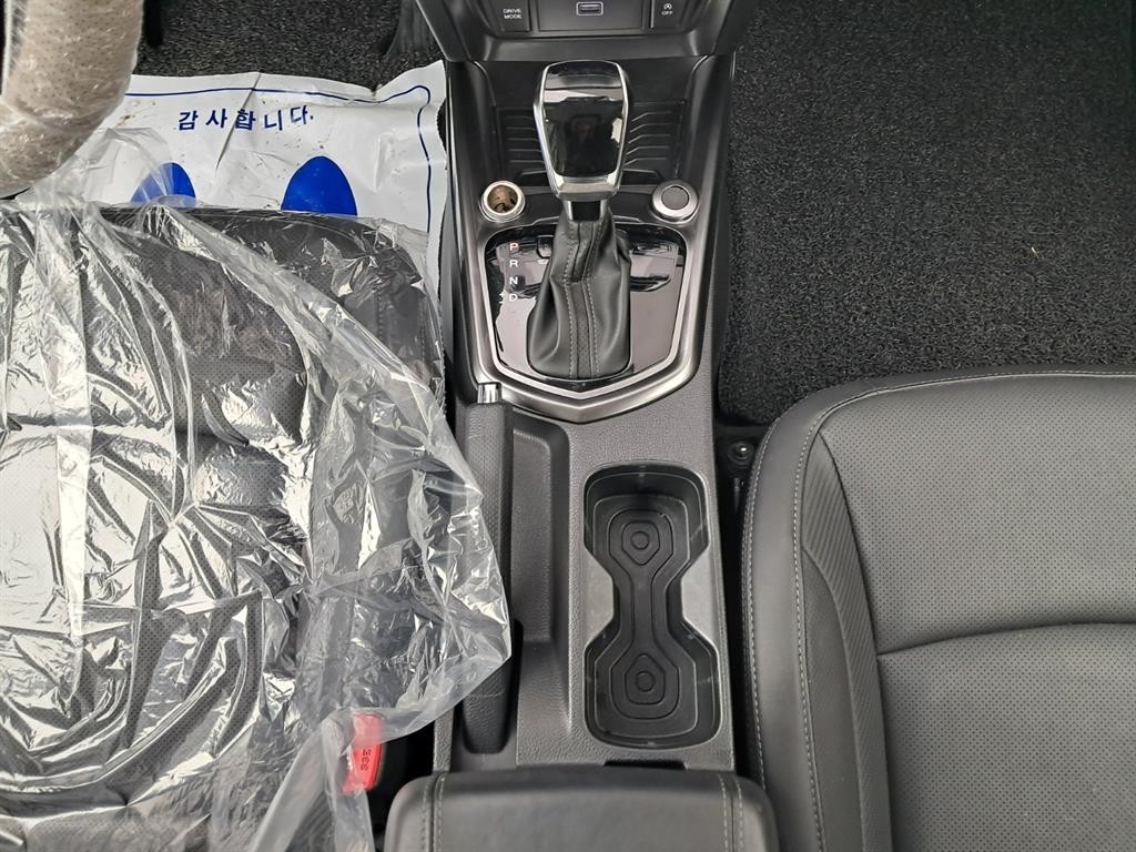 KG모빌리티(쌍용) 티볼리 베리 뉴 티볼리 2WD 가솔린 1.5 V5 이미지 14