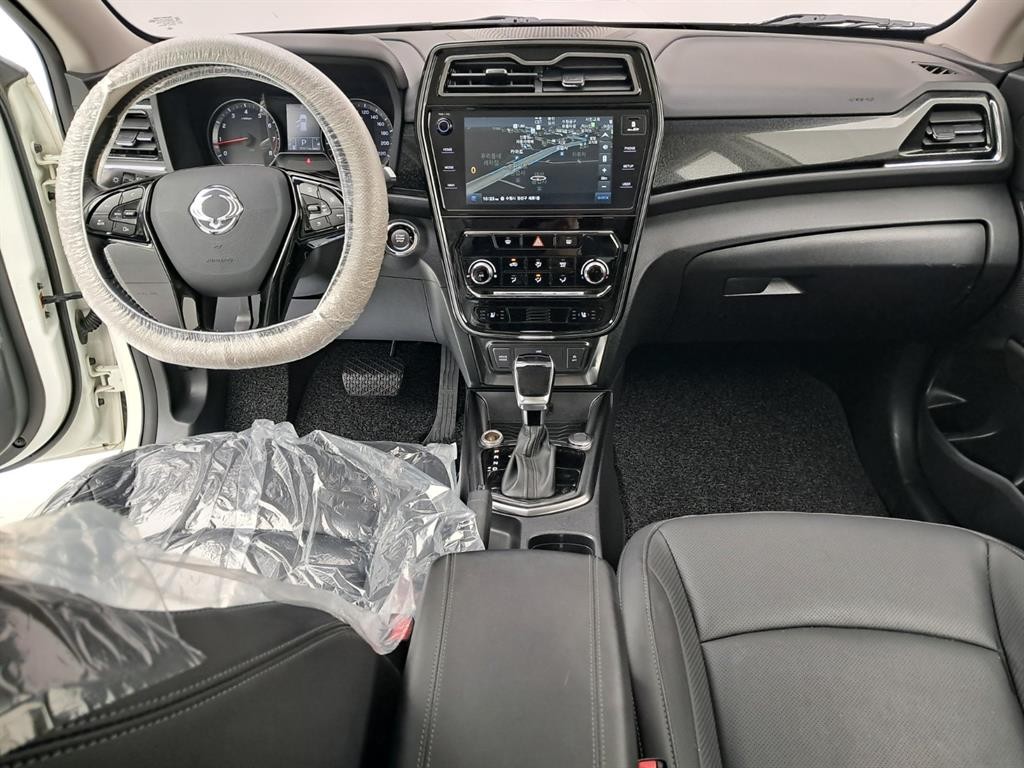 KG모빌리티(쌍용) 티볼리 베리 뉴 티볼리 2WD 가솔린 1.5 V5 이미지 6