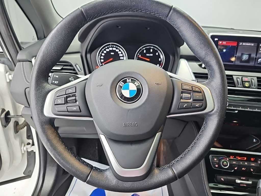 BMW 2시리즈 2시리즈 액티브 투어러 (F45) 스포트 이미지 10