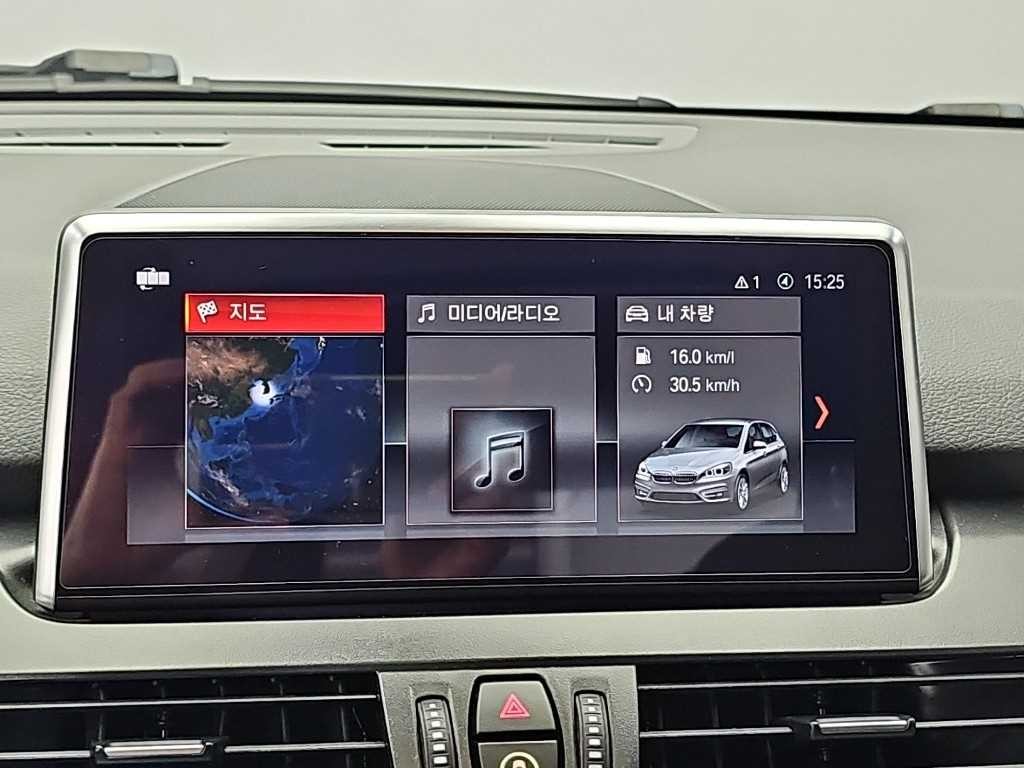 BMW 2시리즈 2시리즈 액티브 투어러 (F45) 스포트 이미지 15