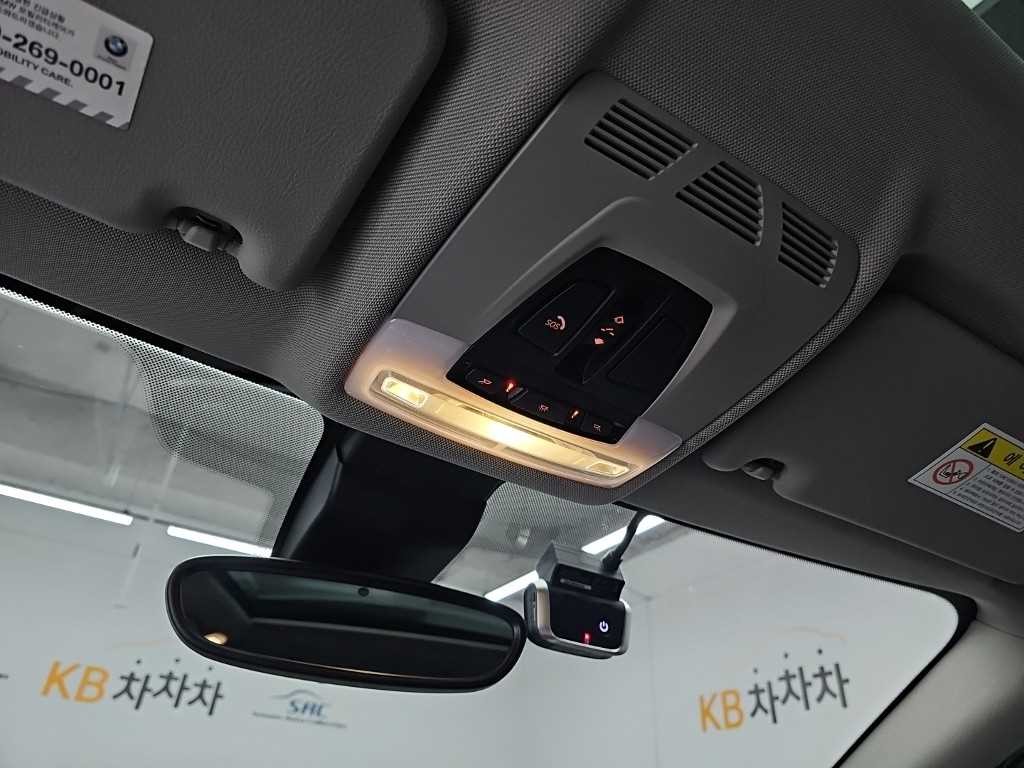 BMW 2시리즈 2시리즈 액티브 투어러 (F45) 스포트 이미지 17