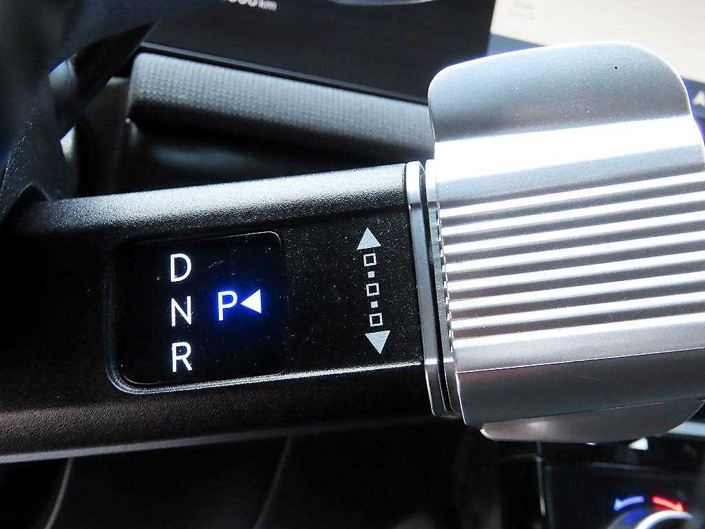 현대 투싼 더 뉴 투싼 (NX4) 가솔린 1.6 터보 2WD 인스퍼레이션 이미지 11