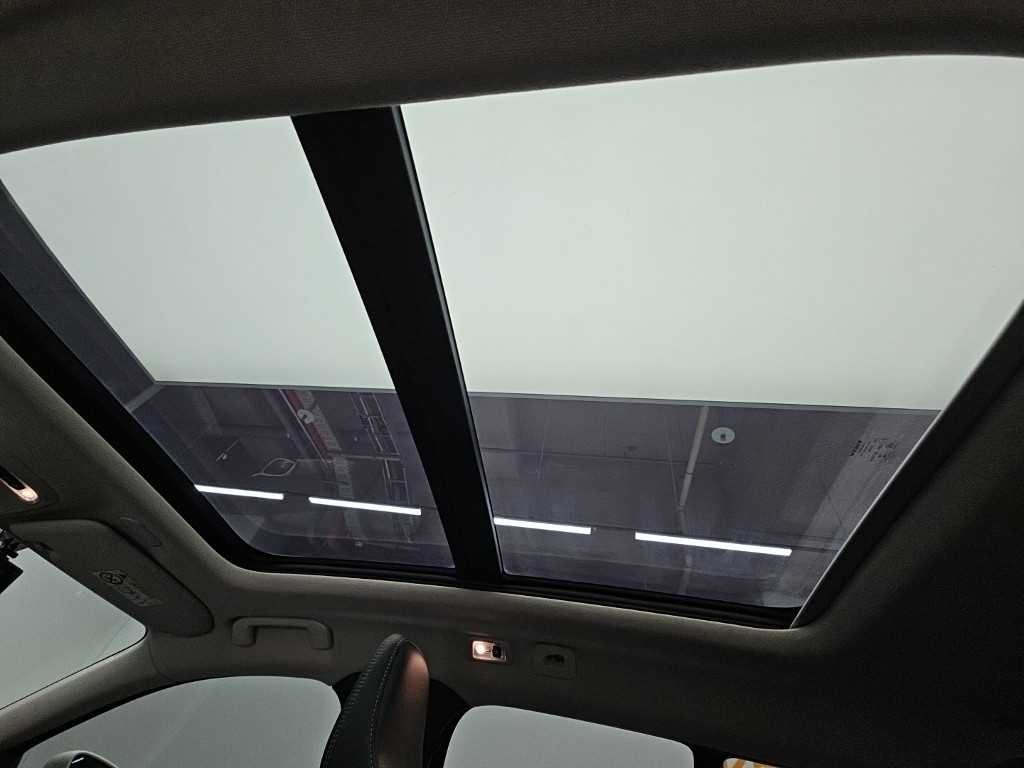 볼보 XC40 XC40 리차지 리차지 트윈 AWD 이미지 13