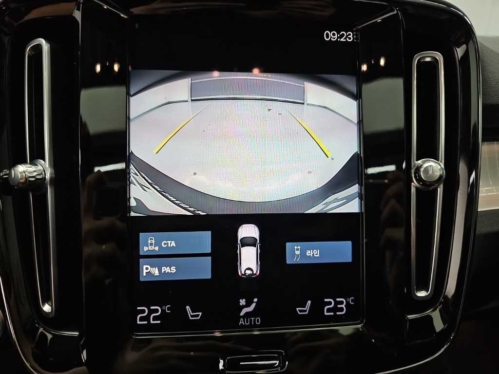 볼보 XC40 XC40 리차지 리차지 트윈 AWD 이미지 15