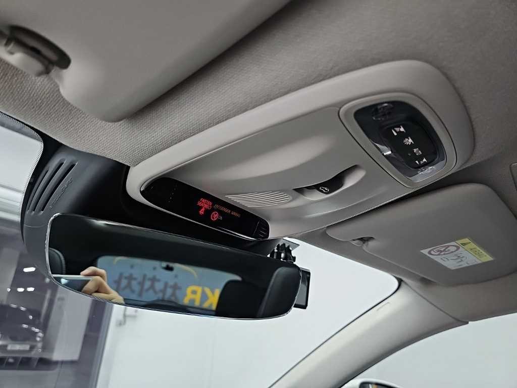 볼보 XC40 XC40 리차지 리차지 트윈 AWD 이미지 16