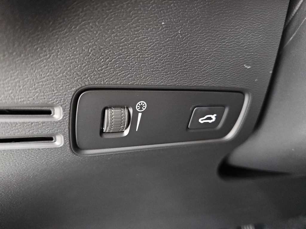 볼보 XC40 XC40 리차지 리차지 트윈 AWD 이미지 18