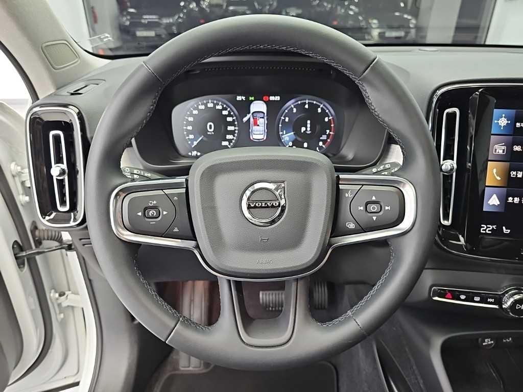 볼보 XC40 XC40 리차지 리차지 트윈 AWD 이미지 9
