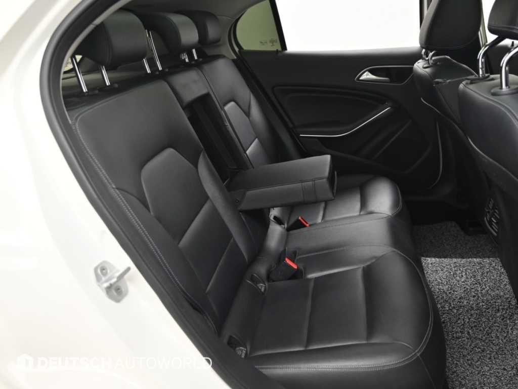 벤츠 GLA 클래스 GLA클래스 X156 GLA200 D 이미지 12