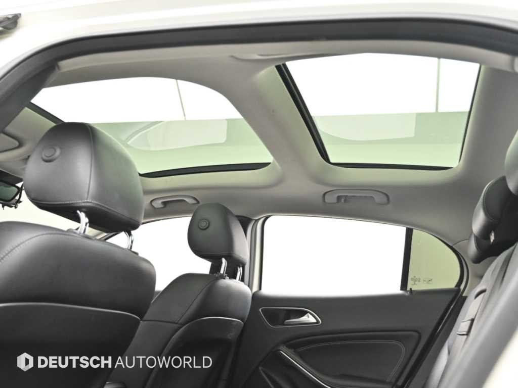 벤츠 GLA 클래스 GLA클래스 X156 GLA200 D 이미지 18